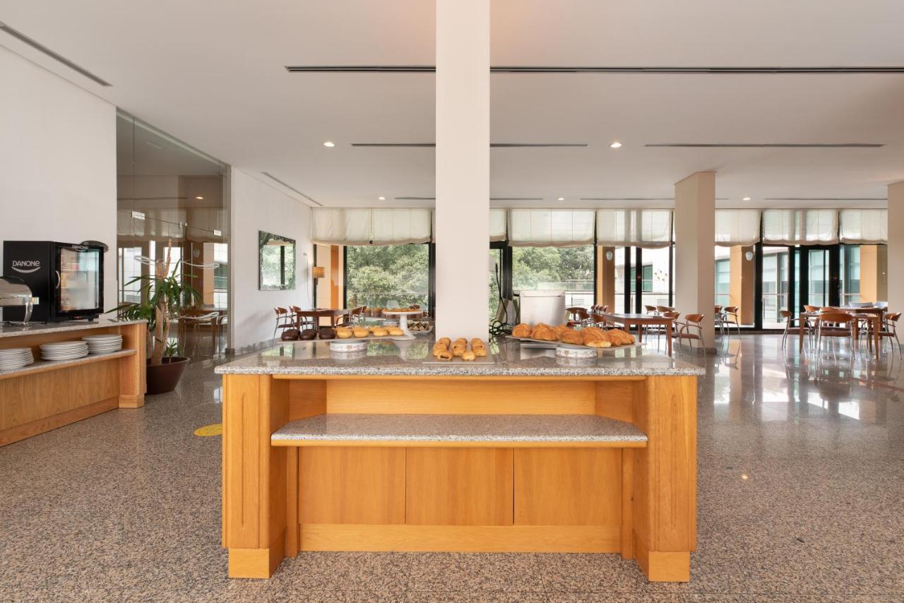 Exe Via Argentum Hotel Silleda Exterior photo