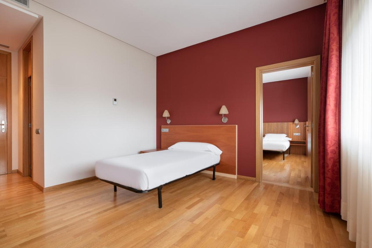 Exe Via Argentum Hotel Silleda Exterior photo